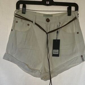 NWT One Teaspoon high Waist Bandit  Rolled-Hem Shorts with Waist Tie. Size 28